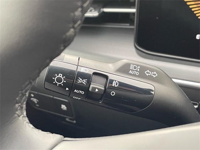 new 2025 Kia K5 car, priced at $30,280
