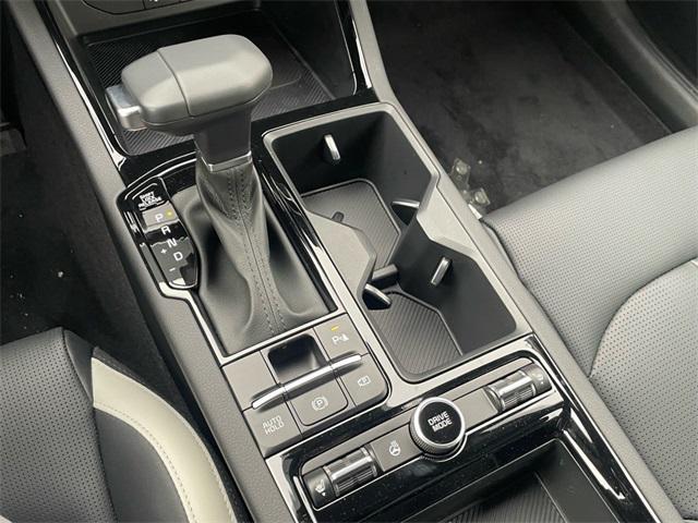 new 2025 Kia K5 car, priced at $30,280