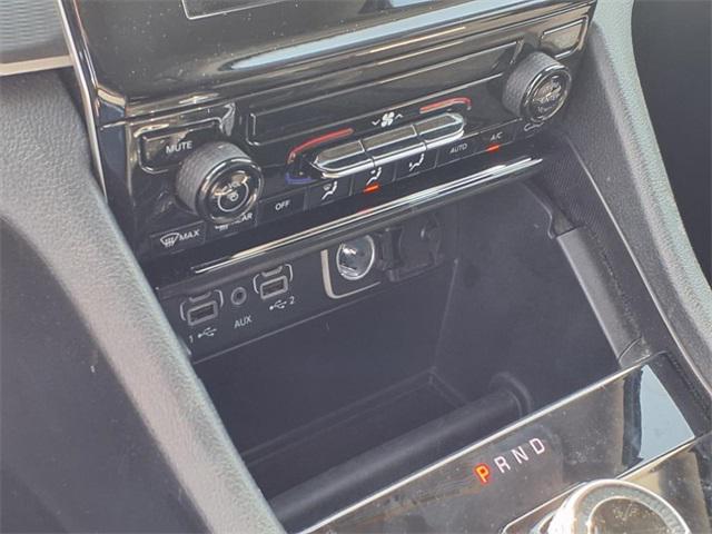 used 2023 Jeep Grand Cherokee L car, priced at $28,148
