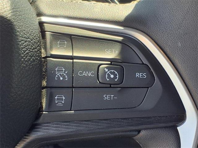 used 2024 Jeep Grand Cherokee car, priced at $34,571