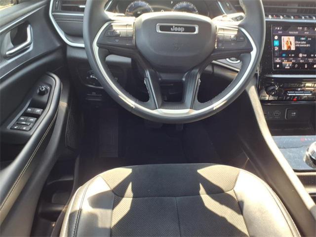 used 2024 Jeep Grand Cherokee car, priced at $34,571