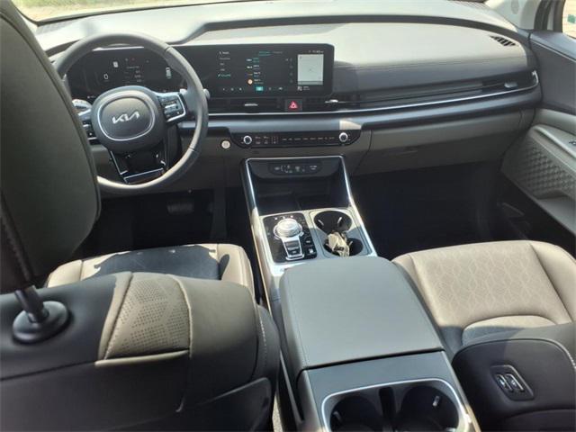 new 2026 Kia Carnival Hybrid car, priced at $48,020