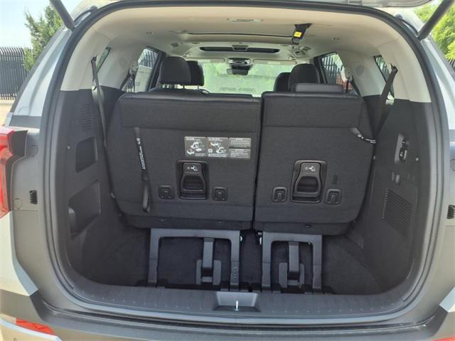 new 2026 Kia Carnival Hybrid car, priced at $48,020