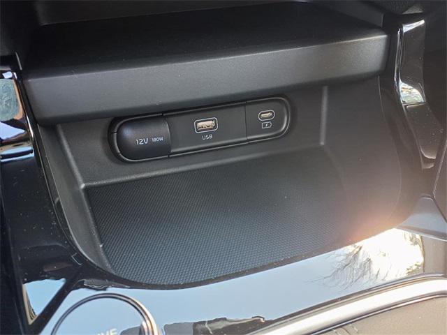 new 2026 Kia Seltos car, priced at $27,770