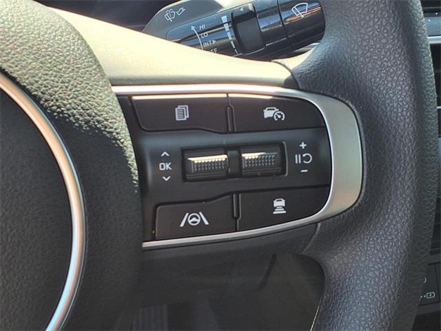 new 2025 Kia K5 car, priced at $28,045