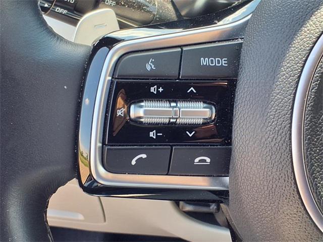 used 2023 Kia Sorento Hybrid car, priced at $29,555
