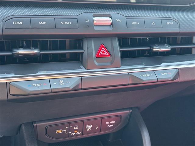 new 2025 Kia K4 car, priced at $27,070