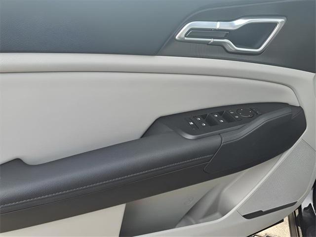 new 2026 Kia Sportage car, priced at $31,785