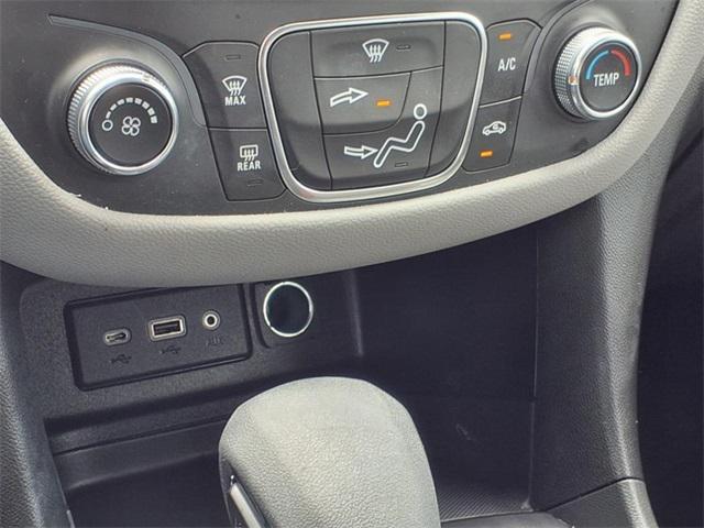 used 2022 Chevrolet Equinox car, priced at $22,608