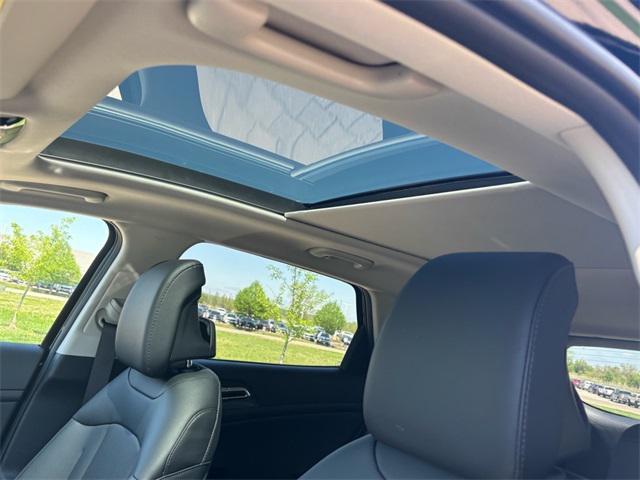 new 2025 Kia Sportage car, priced at $33,190