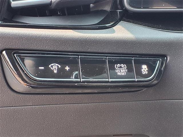 new 2025 Kia Niro car, priced at $30,880