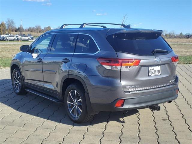 used 2018 Toyota Highlander car, priced at $21,882