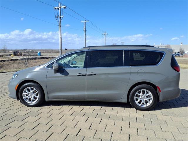 used 2022 Chrysler Pacifica car, priced at $20,666