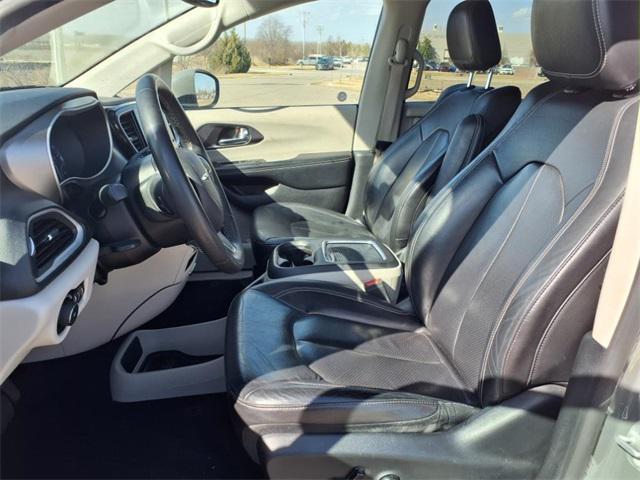 used 2022 Chrysler Pacifica car, priced at $20,666