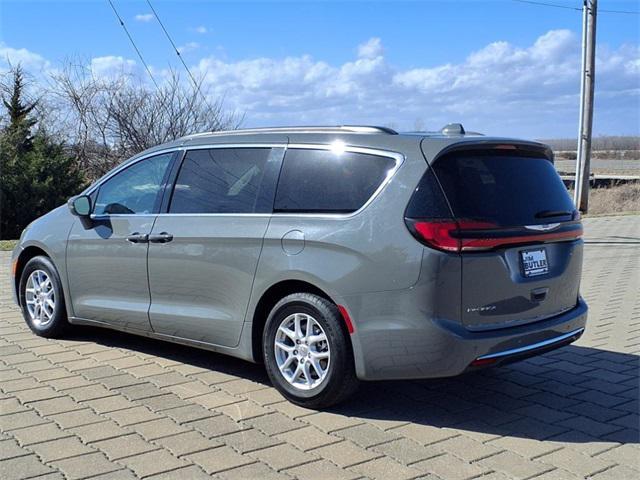 used 2022 Chrysler Pacifica car, priced at $20,666