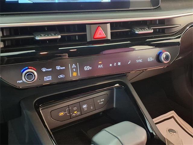 new 2026 Kia K5 car, priced at $31,170