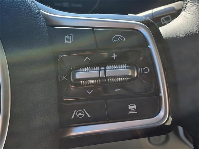 new 2026 Kia Carnival Hybrid car, priced at $56,425