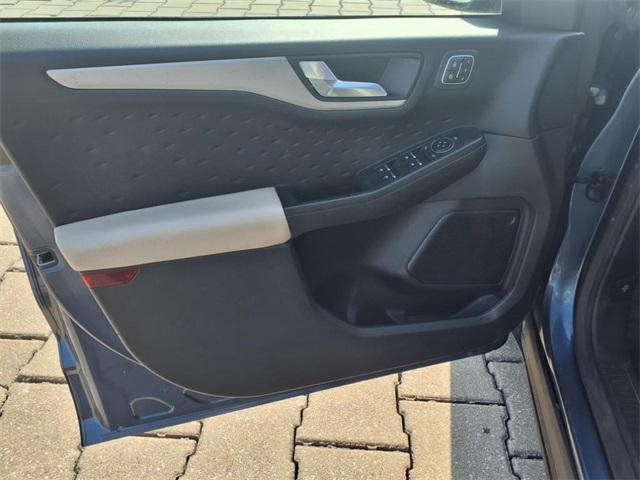 used 2020 Ford Escape car, priced at $16,072