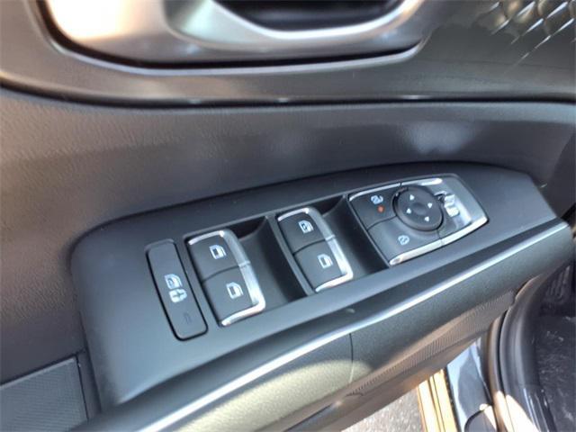 new 2025 Kia Sorento Hybrid car, priced at $41,800