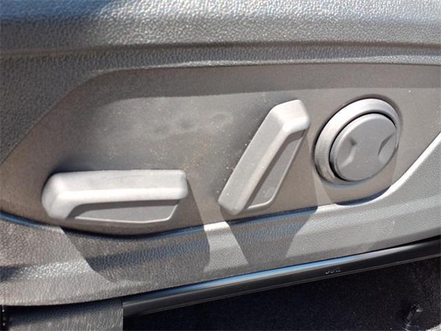 new 2025 Kia Sorento Hybrid car, priced at $41,800