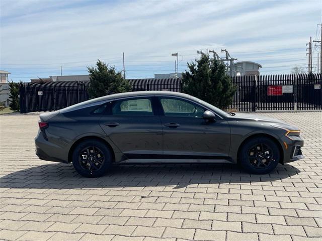 new 2025 Kia K5 car, priced at $27,330