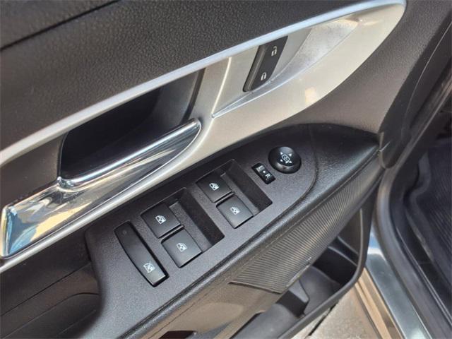 used 2017 Chevrolet Equinox car, priced at $11,595