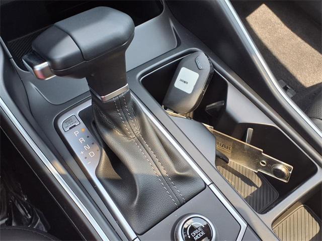 new 2025 Kia Sorento car, priced at $36,815