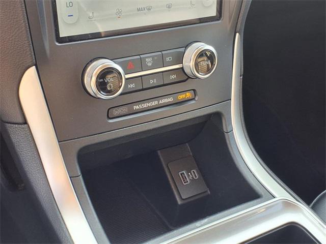 used 2024 Ford Edge car, priced at $23,832
