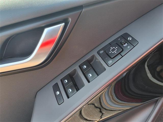 new 2025 Kia Niro car, priced at $33,065