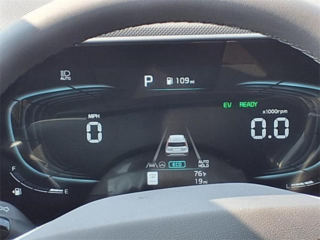 new 2025 Kia Niro car, priced at $33,065