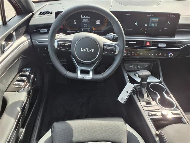 new 2026 Kia K5 car, priced at $33,420