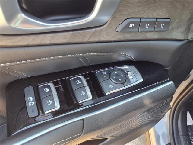 new 2025 Kia Sorento car, priced at $47,015