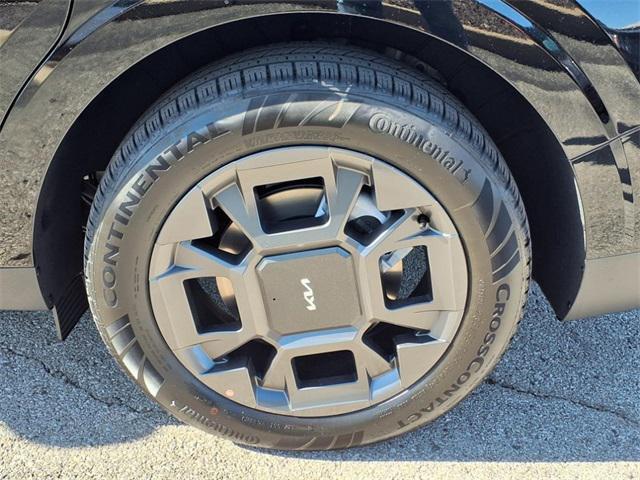 new 2026 Kia Carnival Hybrid car, priced at $43,620