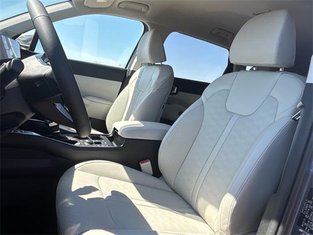 new 2025 Kia Sorento car, priced at $36,920
