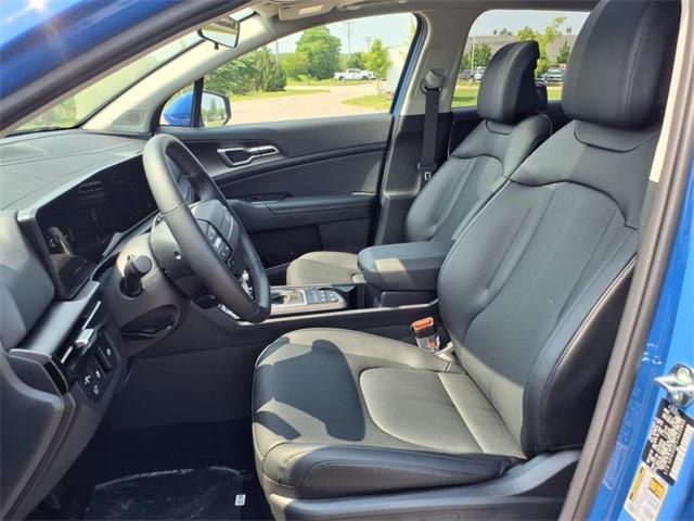new 2026 Kia Sportage car, priced at $33,685