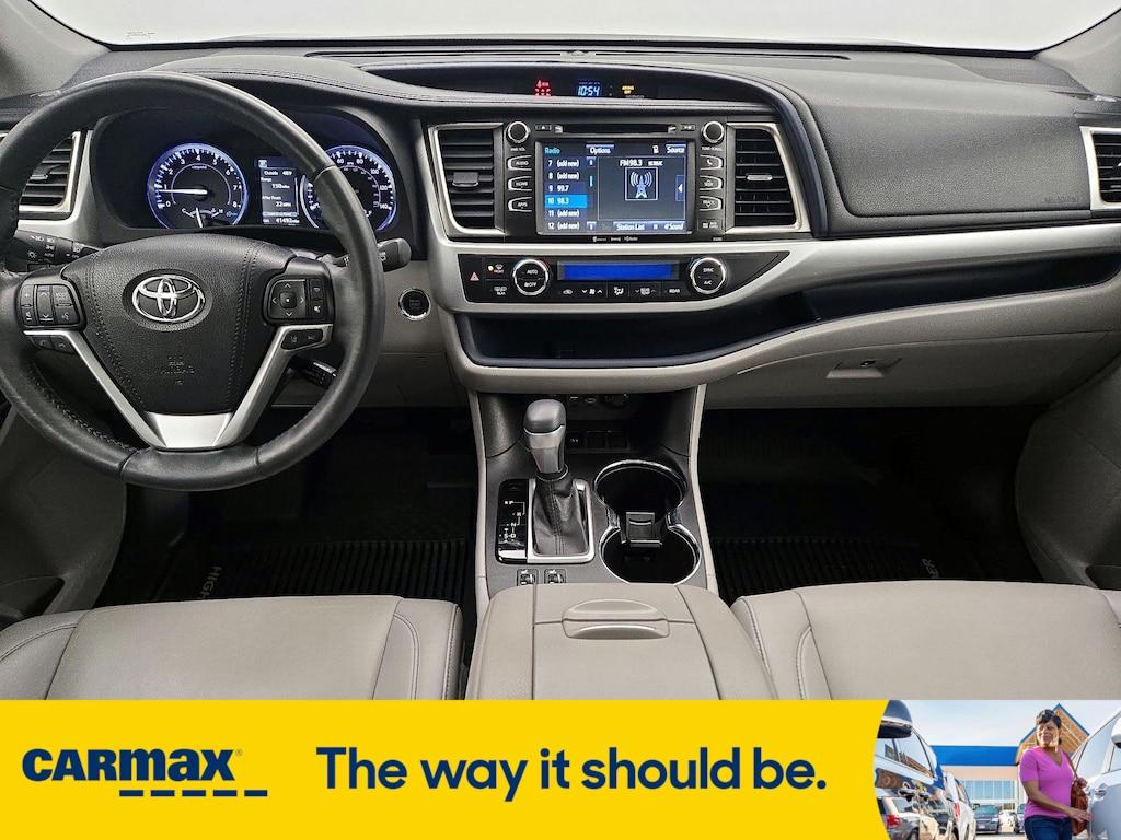 used 2019 Toyota Highlander car, priced at $29,998
