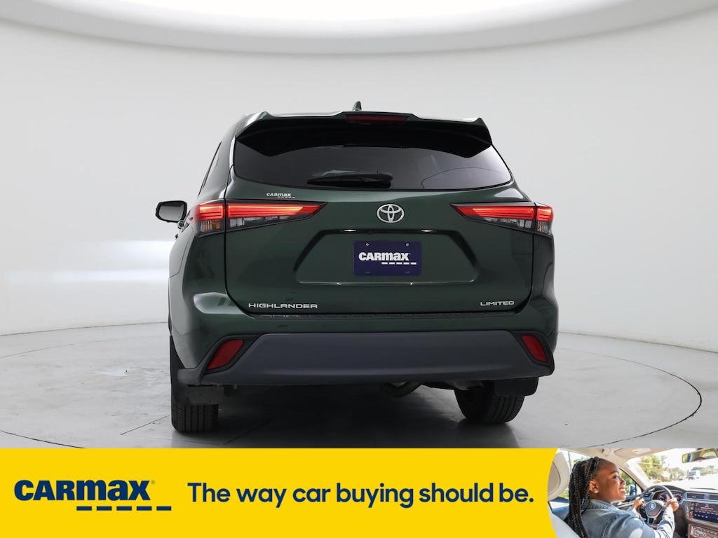 used 2023 Toyota Highlander car, priced at $41,998