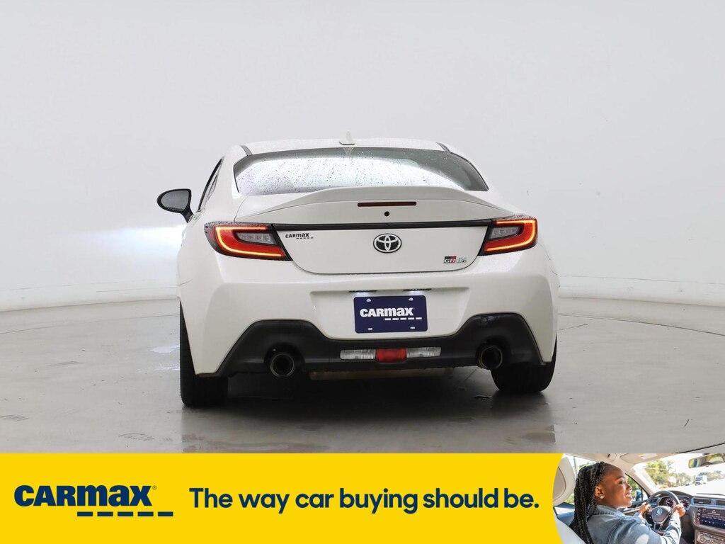 used 2023 Toyota GR86 car, priced at $32,998