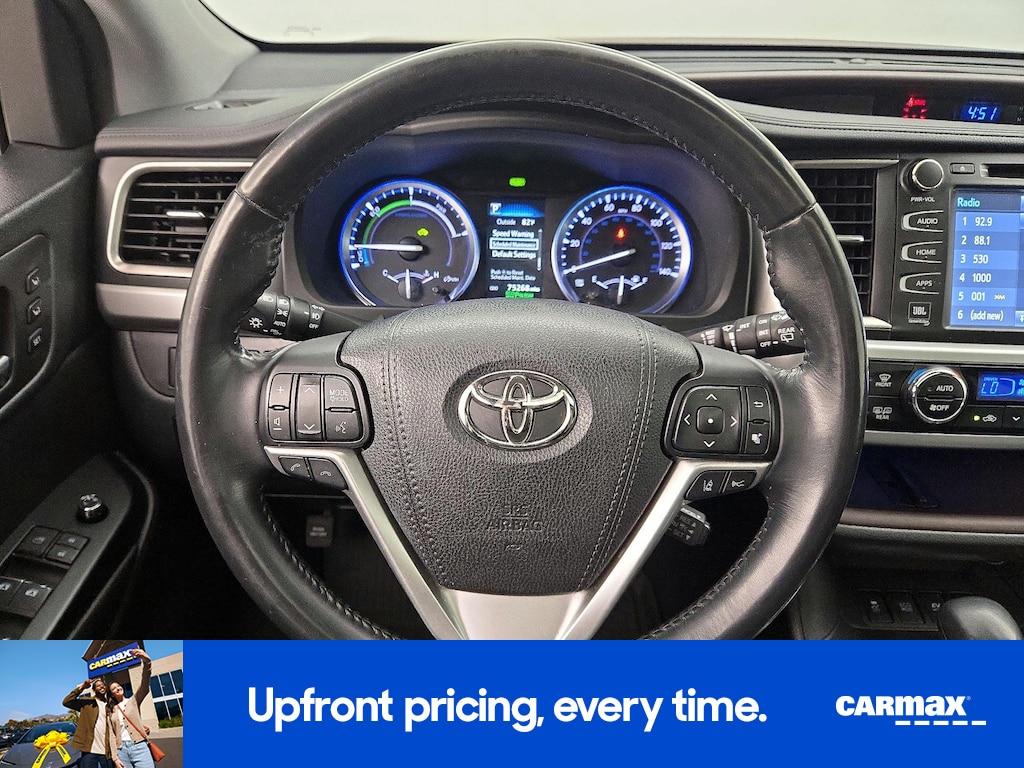 used 2017 Toyota Highlander Hybrid car, priced at $27,998