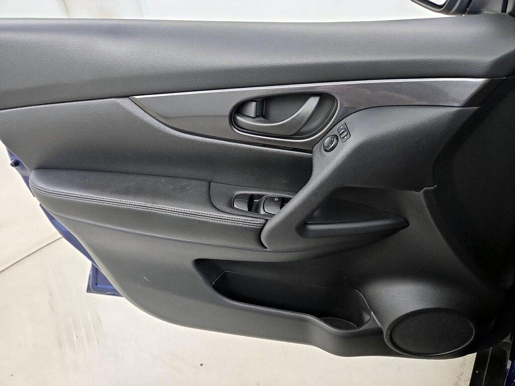 used 2020 Nissan Rogue car, priced at $18,998