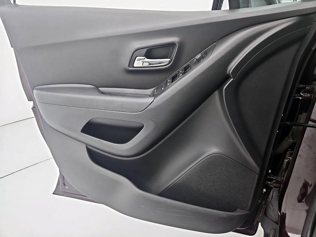 used 2021 Chevrolet Trax car, priced at $16,998
