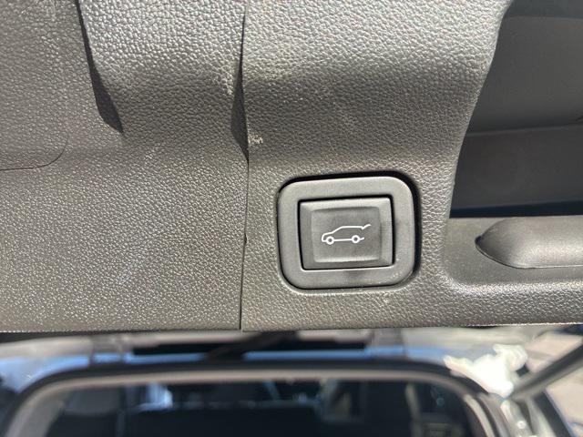 used 2023 GMC Acadia car, priced at $27,786