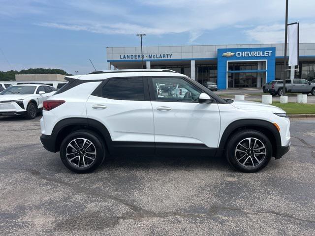 new 2026 Chevrolet TrailBlazer car, priced at $28,670