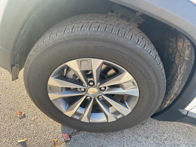 used 2025 Chevrolet Equinox car, priced at $25,627