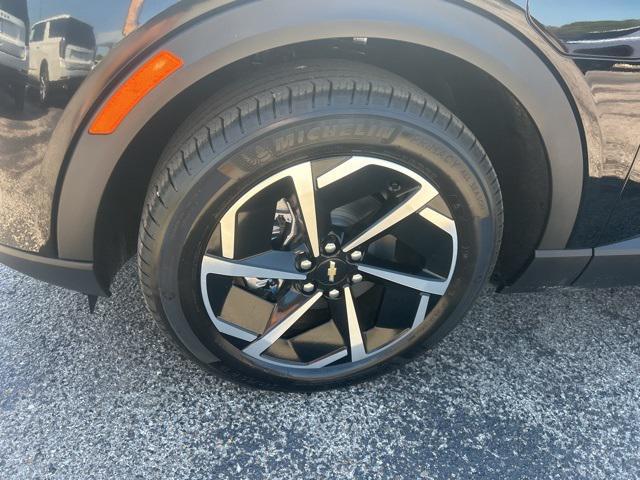 new 2026 Chevrolet Equinox EV car, priced at $34,594