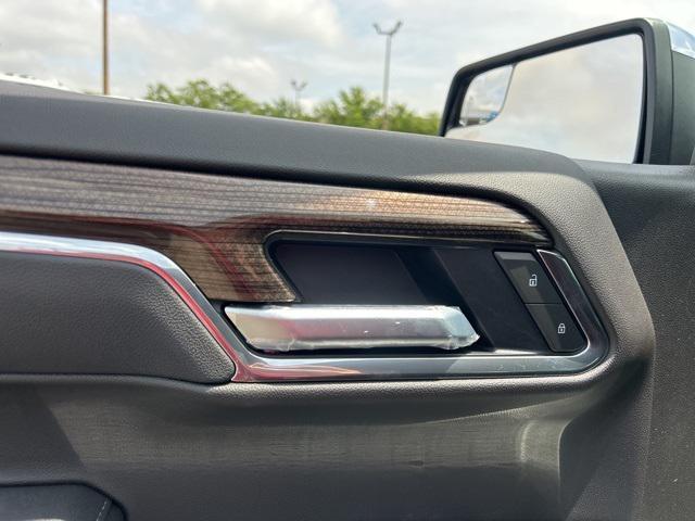 new 2025 Chevrolet Silverado 1500 car, priced at $47,904