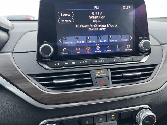 used 2024 Nissan Altima car, priced at $20,894