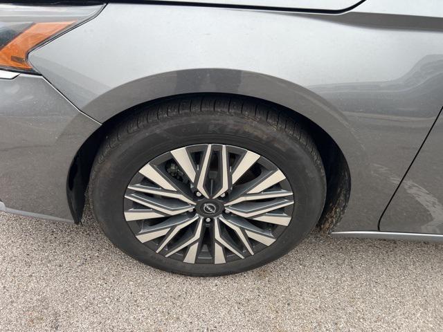 used 2024 Nissan Altima car, priced at $20,894