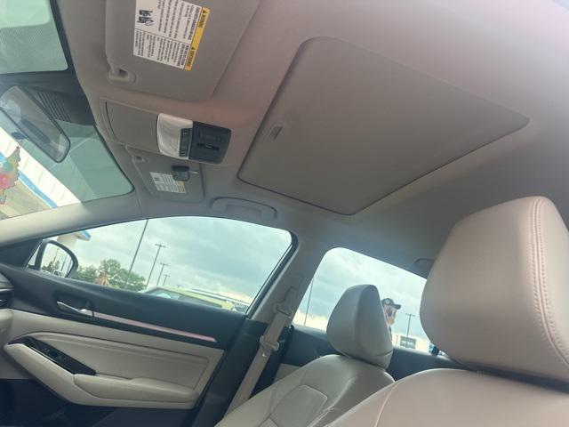 used 2022 Nissan Altima car, priced at $24,664