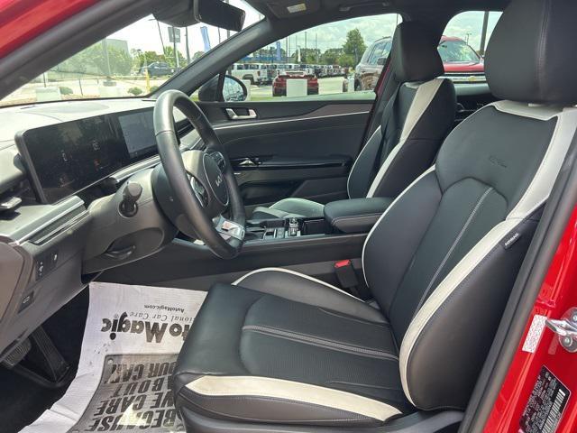used 2025 Kia K5 car, priced at $29,999